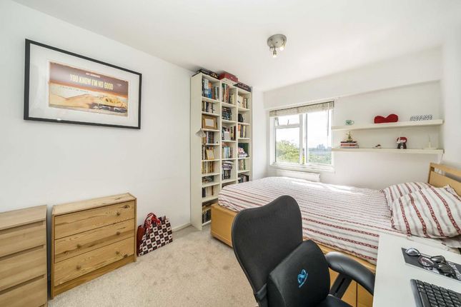 Flat 34, Hickes House, Harben Road, London photo 4