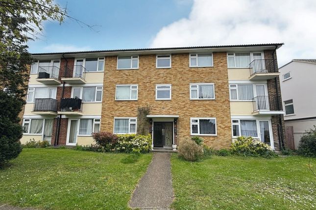 Thumbnail Flat for sale in 35 Imperial Gardens, Mitcham, Surrey