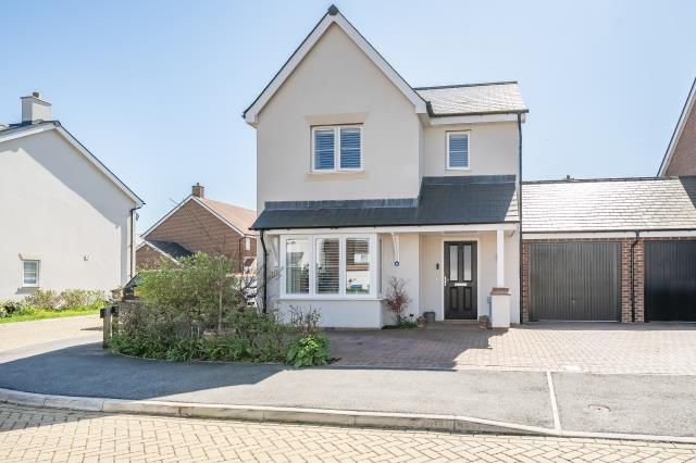 3-bed detached on 30, Maslin Elms, Aylesbury, £525,000
