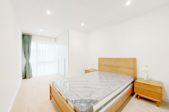 Thumbnail Flat to rent in Parr's Way, London
