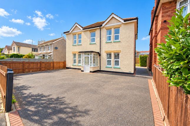 6-bed detached on 30 Brassey Road, Bournemouth, £3,450/mo