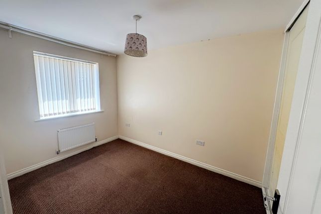 258, Coventry photo 5
