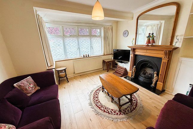 63, Crest View Drive, Orpington photo 3