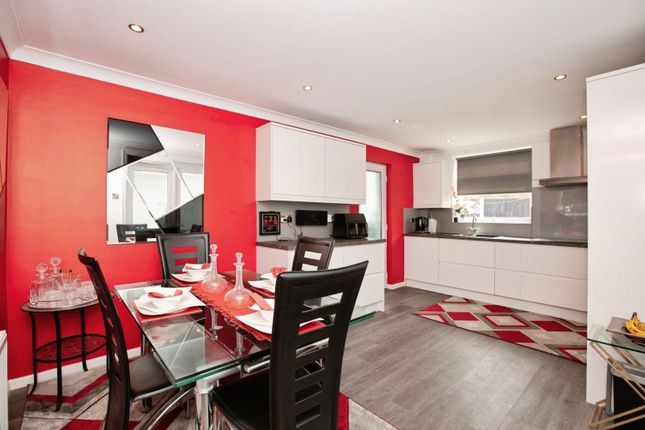 64, Salisbury Street, Southport photo 4