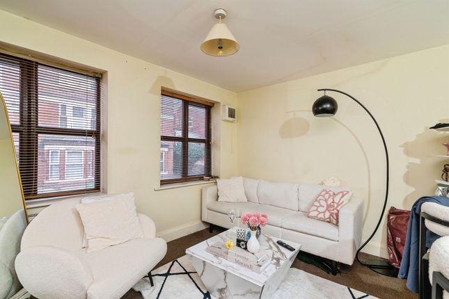 Flat 13, The Yard, Sophie Road, Nottingham photo 4