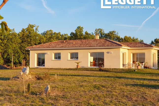 Villa for sale in Thénac, Dordogne, Nouvelle-Aquitaine