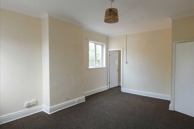 284a, Ashby High Street, Scunthorpe photo 2