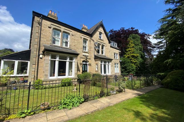 Thumbnail Flat to rent in Old Park Road, Roundhay, Leeds