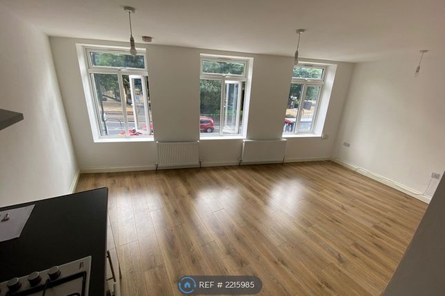 Thumbnail Flat to rent in Carlton Parade, Orpington