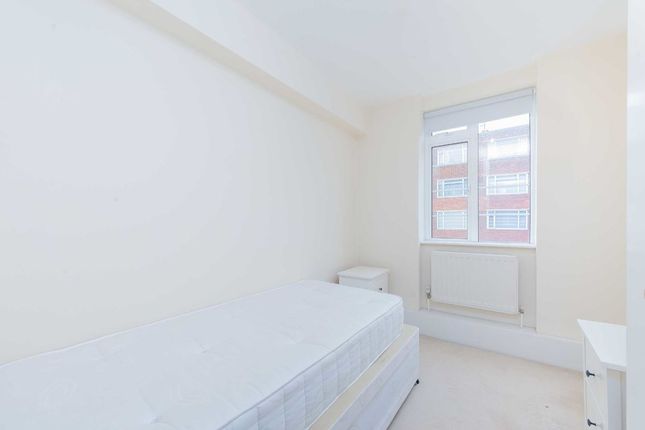 Flat to rent in Eamont Street, London