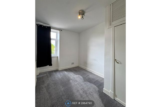 Flat M  Holmhead, Kilbirnie photo 3