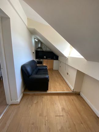 Thumbnail Flat to rent in Curzon Avenue, Longsight, Manchester