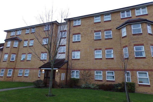 Flat to rent in Heyesmere Court, Liverpool