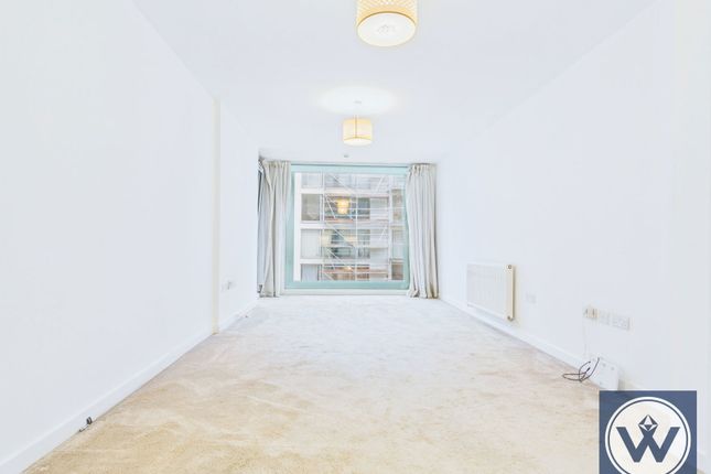 Signal Building,Flat 302, Station Approach, Hayes photo 3