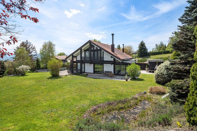 Villa for sale in Bassins, Vaud, Switzerland