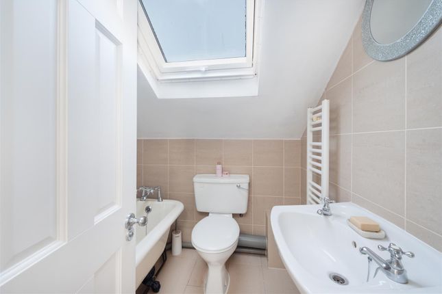 Terraced house for sale in Oxford Avenue, London