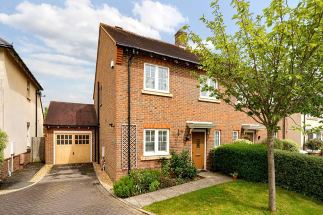 8 Oakford Park, Chichester photo 4
