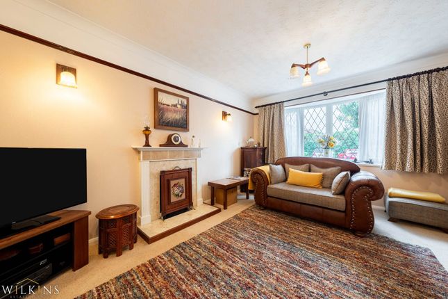5, Lohengrin Court, Burton-on-Trent photo 4
