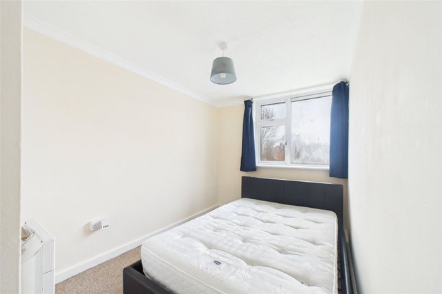 Flat 21,, Lancaster House, Bracknell photo 4