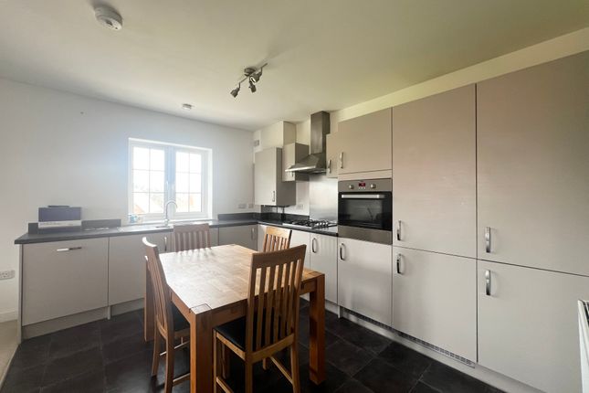 9, Ramsons Crescent, DIDCOT photo 4