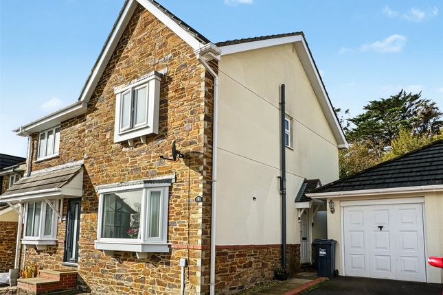 3-bed semi-detached on Marks Drive, Cornwall, £270,000