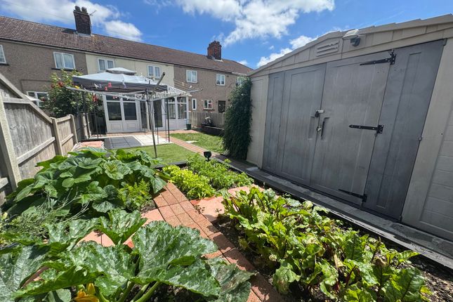 65 Scott Road, Grays photo 2