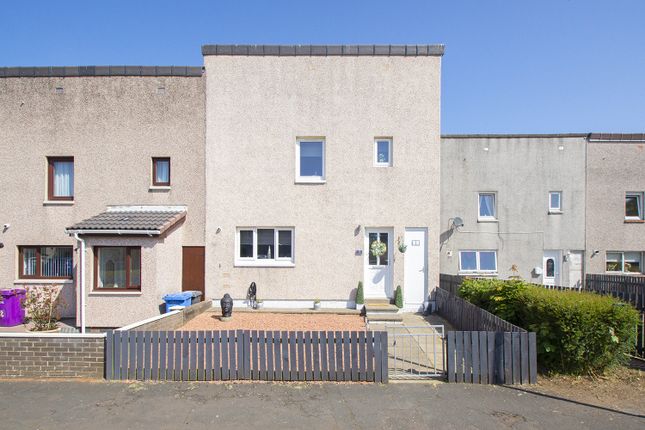 3-bed house on 3 Hillshaw Green, Bourtreehill South, Irvine, £87,500