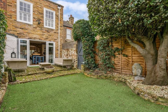 23 Mullins Path, London photo 2