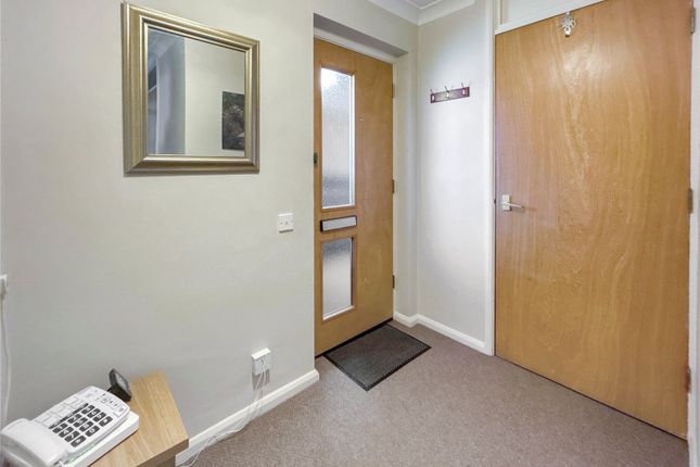 12, Fountain Court, Sidcup photo 4