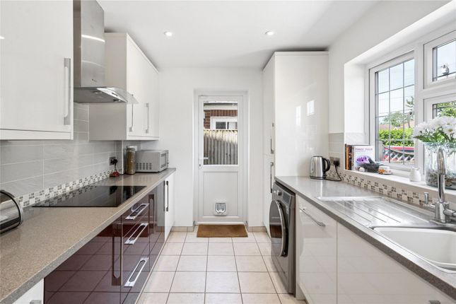 124, Berkeley Avenue, Buckinghamshire photo 4