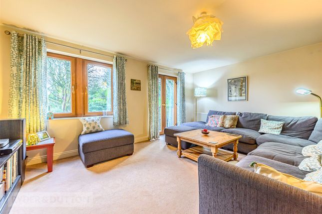 61, Deer Hill Drive, Huddersfield photo 2