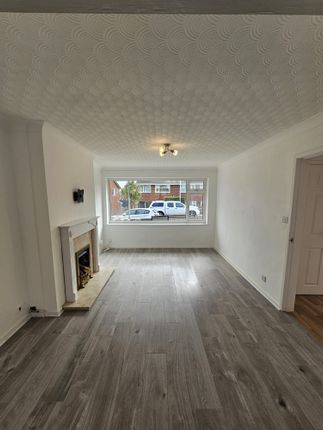 23, Nant Y Coed, Llandudno Junction photo 4