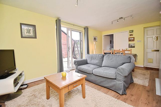 9, Membury Close, Exeter photo 4