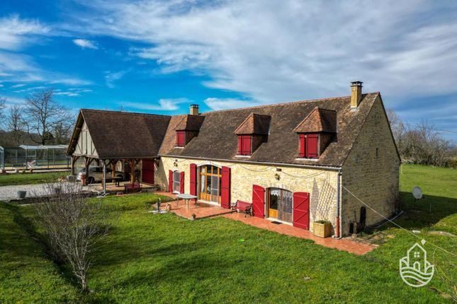 Property for sale in Gourdon, Lot, Midi-Pyrénées, France - Zoopla