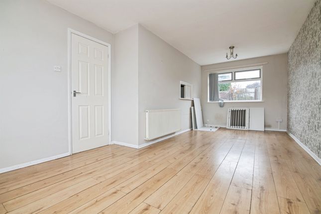 20, Mills Walk, Tipton photo 2
