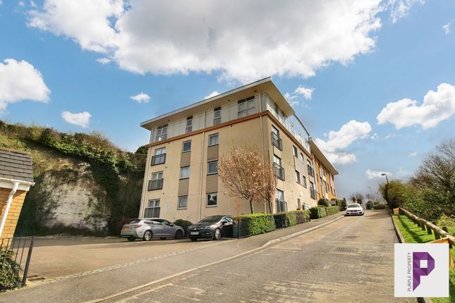 Flat to rent in Ward View, Kent