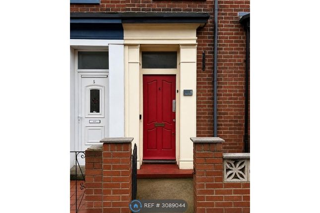 5 Bedroom Terraced