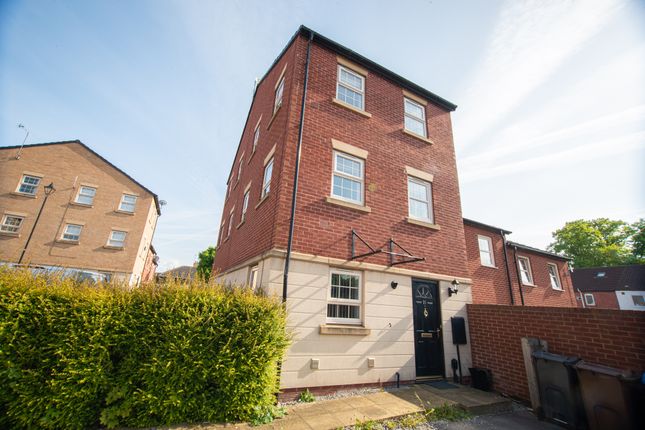 Thumbnail Town house to rent in Bunkers Hill Road, Hull