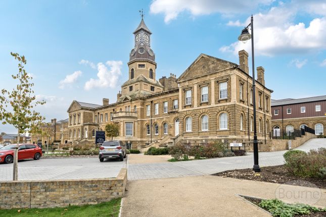 B64Ec2c9-871c-400...