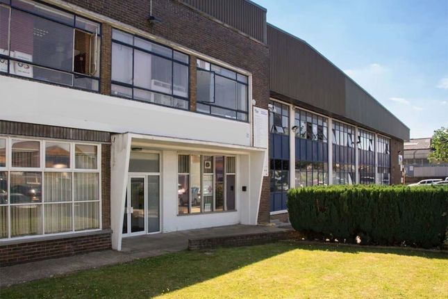 Thumbnail Office to let in Vulcan Way, Croydon