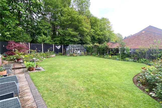 4, Nickless Way, Telford photo 3