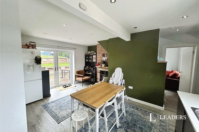 5, Hart Avenue, Nottingham photo 2
