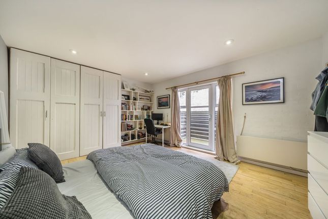 5, Coachmaker Mews, London photo 5