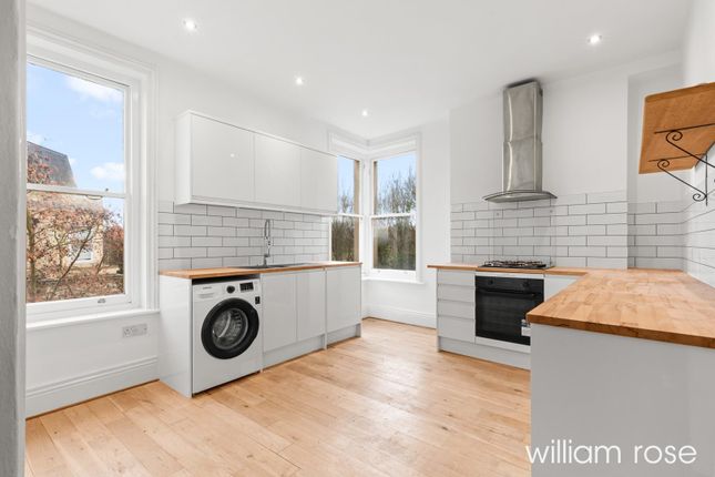 Flat 3, 29, Broomhill Road, Woodford Green photo 2