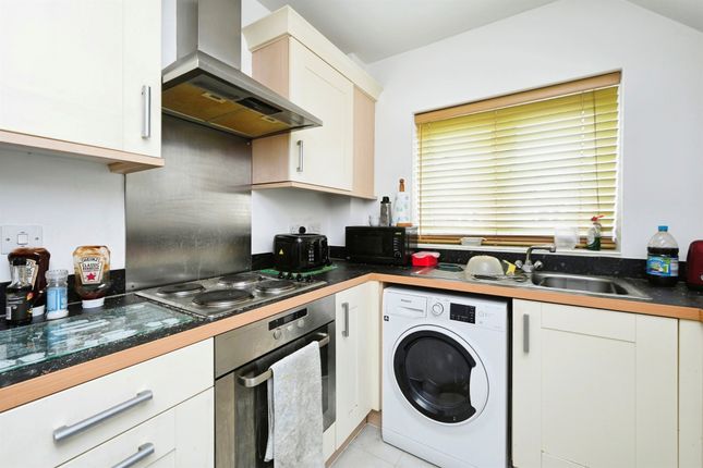 Flat for sale in Trinity Road, Edwinstowe, Mansfield