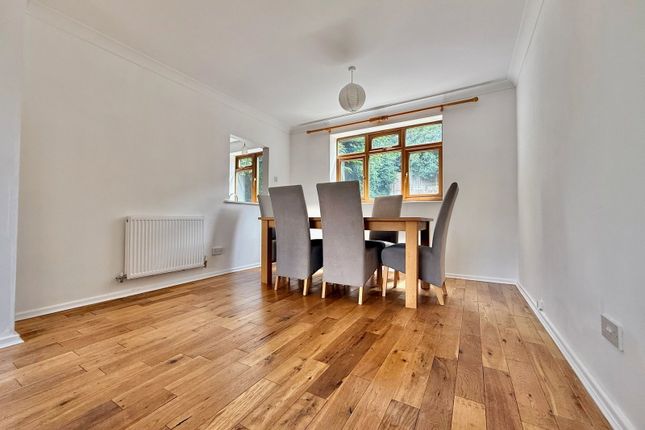 52, Netherby Road, Sedgley photo 5