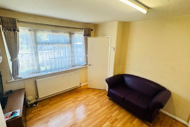 Francis Road, 65, Harrow, London photo 3