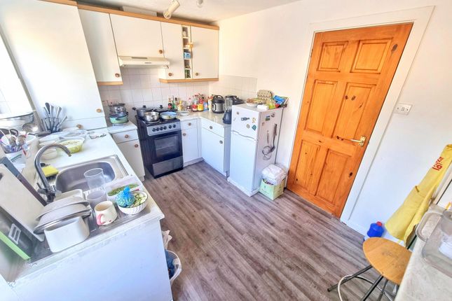 Widgeon Close, Widgeon Close, Custom House photo 4