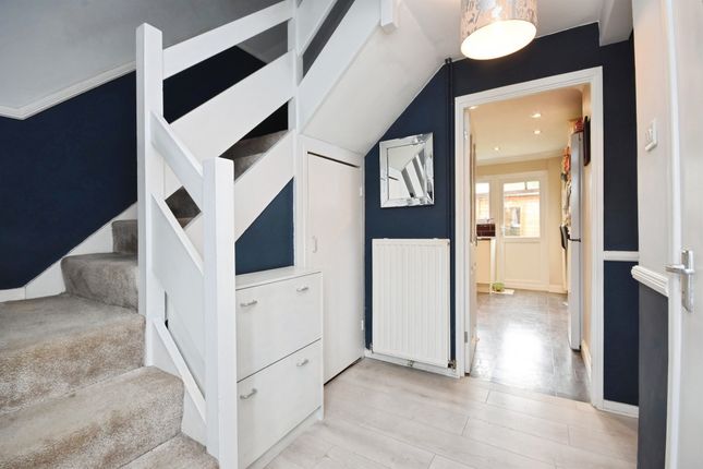 46, Forest Road, Witham photo 4