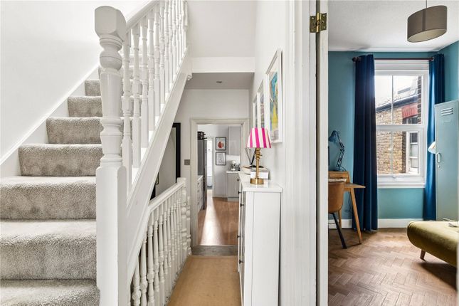 6b, Credenhill Street, London photo 4